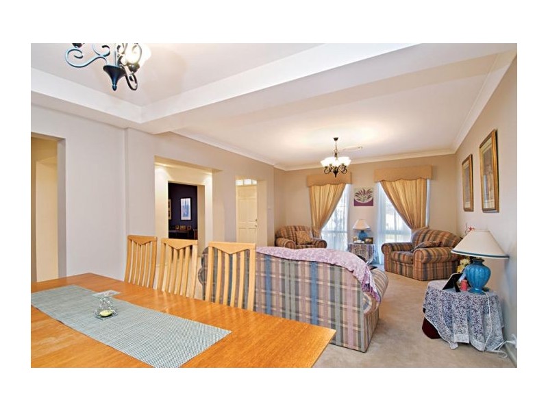 9 Crystal Place, Kellyville NSW 2155