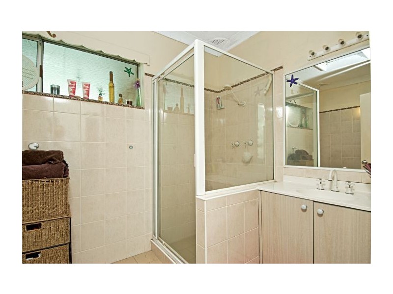 64 Iona Avenue, North Rocks NSW 2151