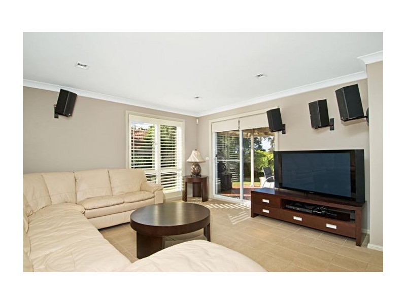 2 Telowie Court, Dural NSW 2158