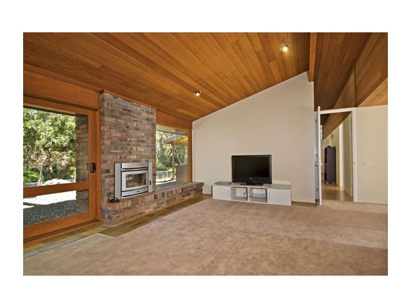 17 Knightsbridge Place, Castle Hill NSW 2154