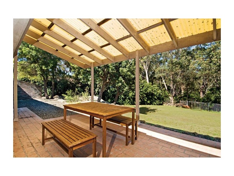 17 Knightsbridge Place, Castle Hill NSW 2154