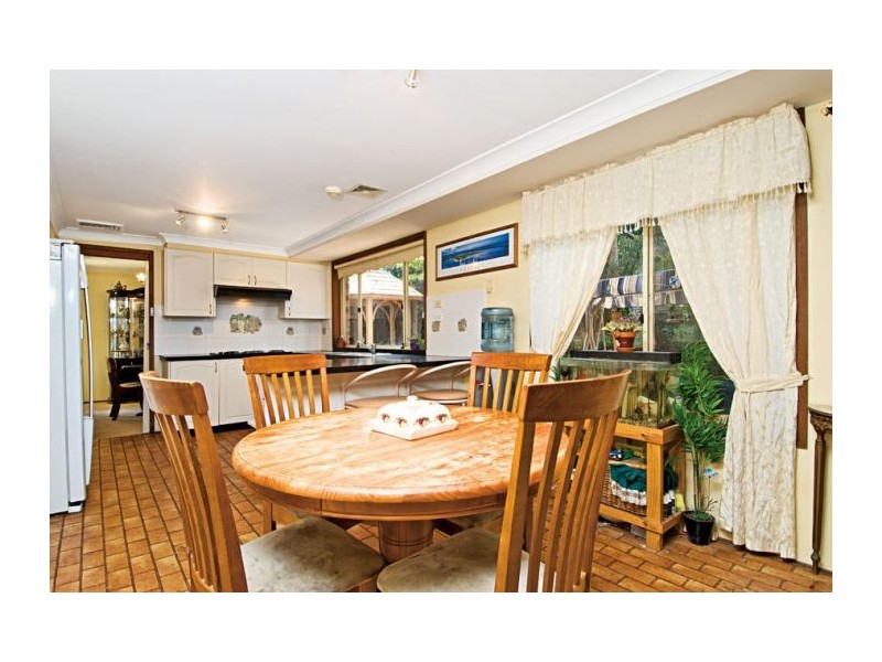 13 Battlement Crescent, Castle Hill NSW 2154
