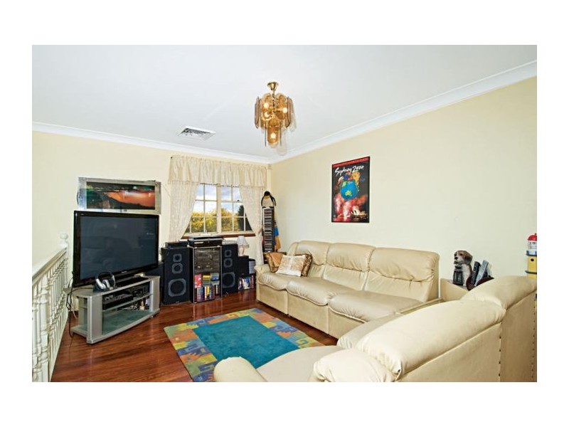13 Battlement Crescent, Castle Hill NSW 2154