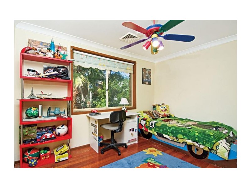 13 Battlement Crescent, Castle Hill NSW 2154