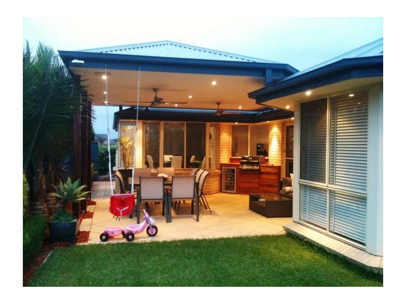 38 Buller Circuit, Beaumont Hills NSW 2155