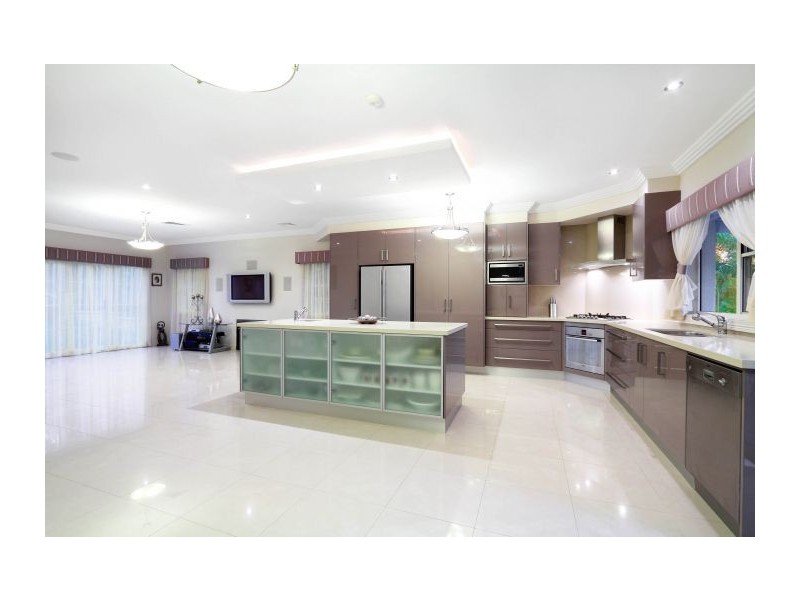 22 Sylvan Grove, Glenhaven NSW 2156