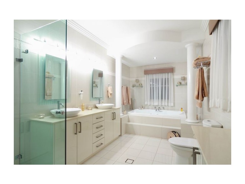 22 Sylvan Grove, Glenhaven NSW 2156