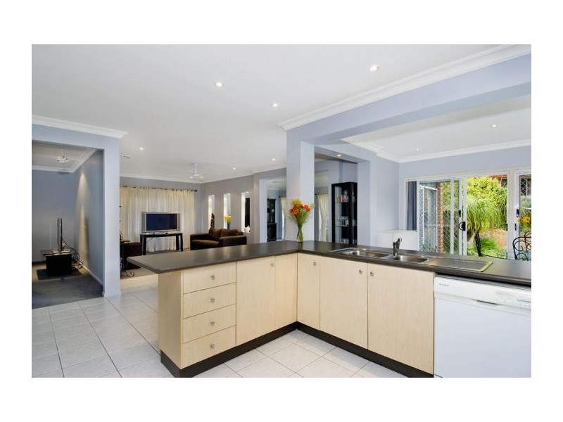 4 Nixon Place, Cherrybrook NSW 2126