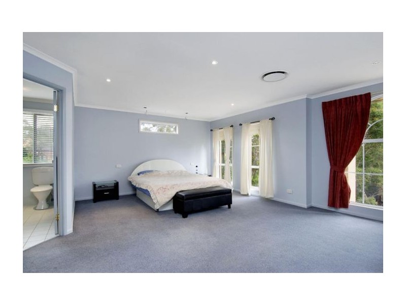 4 Nixon Place, Cherrybrook NSW 2126