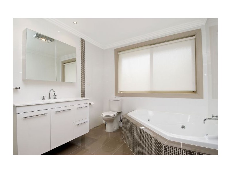 18 Anthony Road, Castle Hill NSW 2154