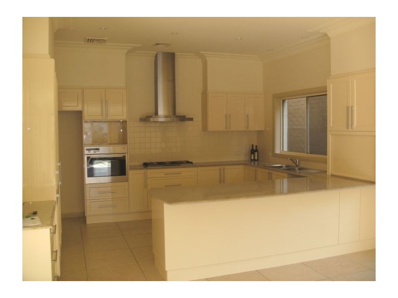 19 Government Farm Crescent, Castle Hill NSW 2154