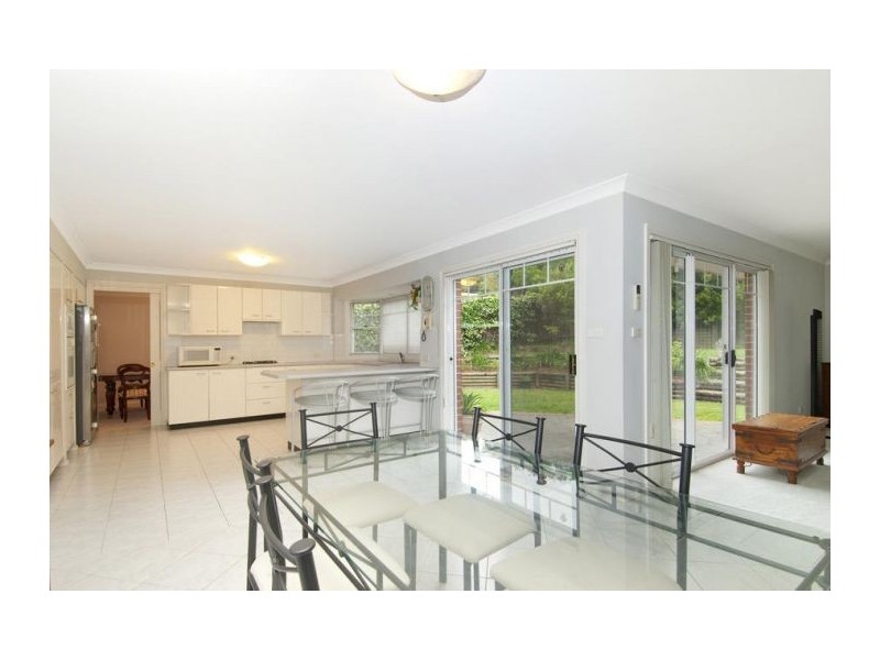 4 Hickory Place, Dural NSW 2158