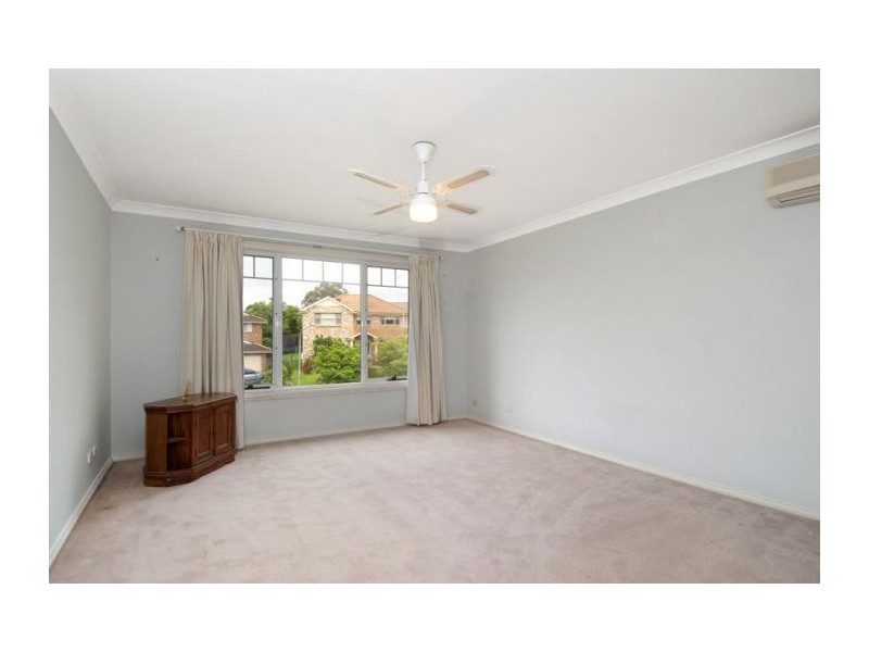 4 Hickory Place, Dural NSW 2158