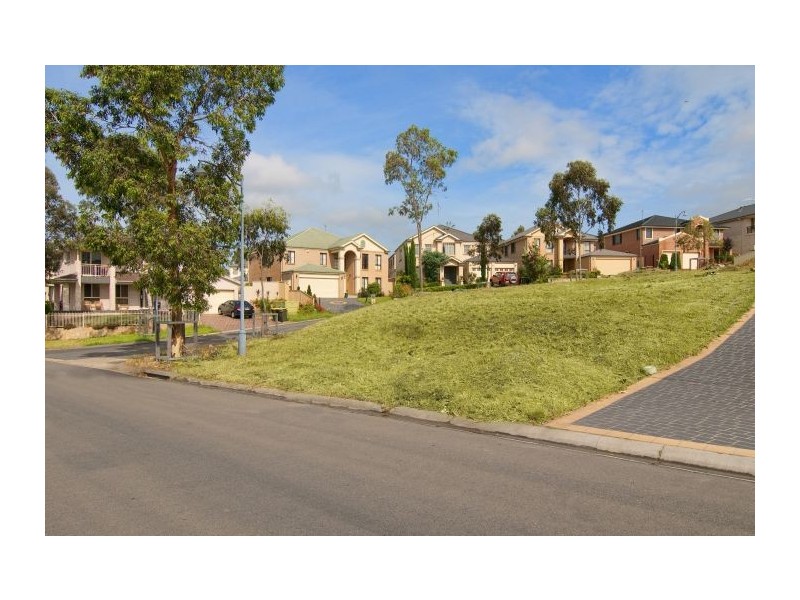 27 Softwood Avenue, Beaumont Hills NSW 2155