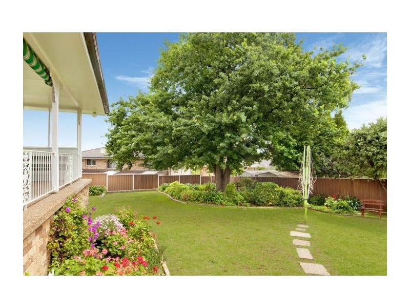 6 Dawes Ave, Castle Hill NSW 2154