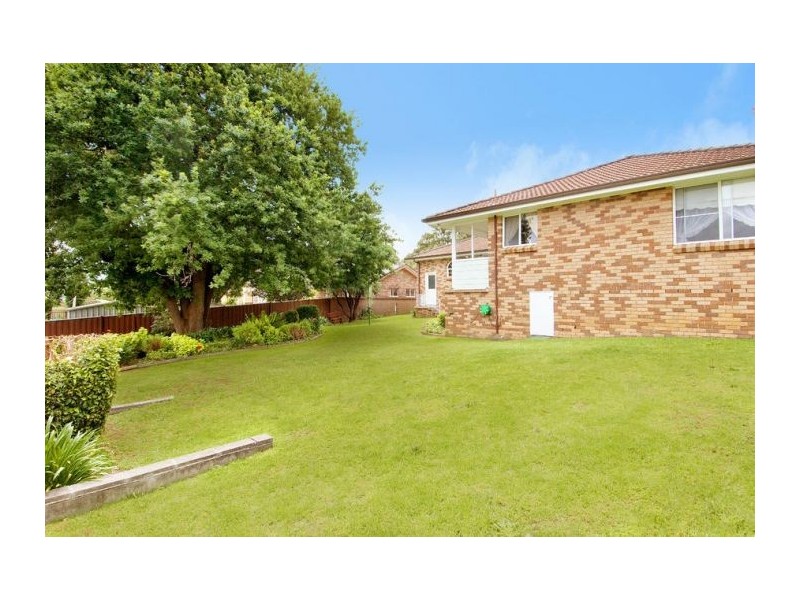 6 Dawes Ave, Castle Hill NSW 2154