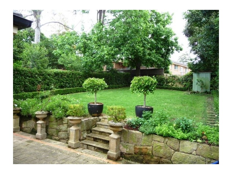 75a New Farm Rd, West Pennant Hills NSW 2125