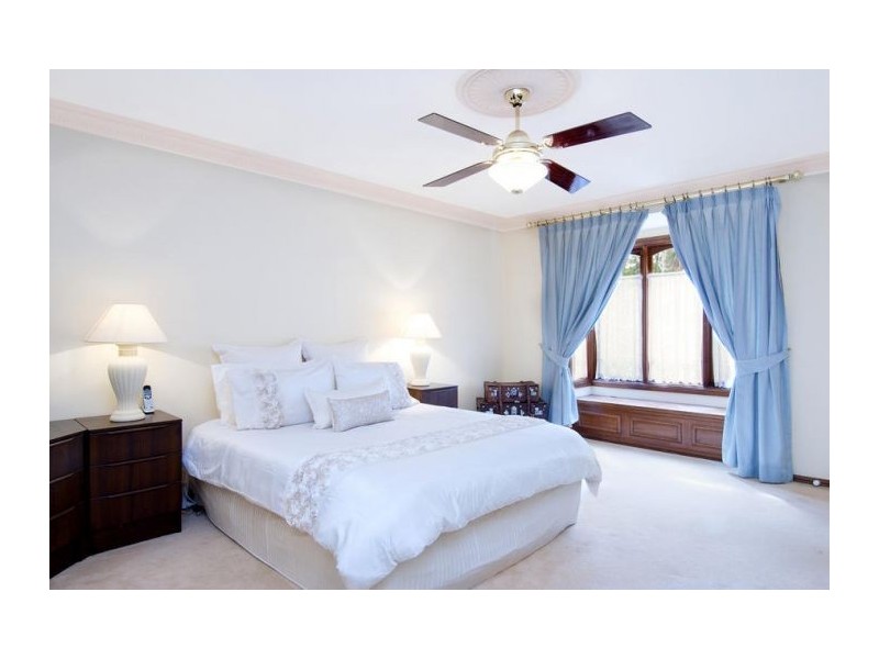 13 Yanagin Place, West Pennant Hills NSW 2125