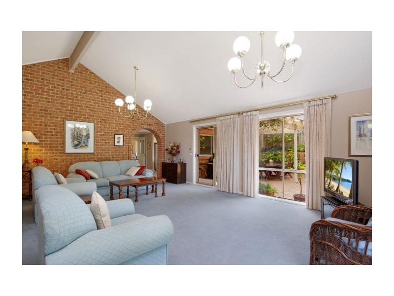 68 Ravensbourne Circuit, Dural NSW 2158