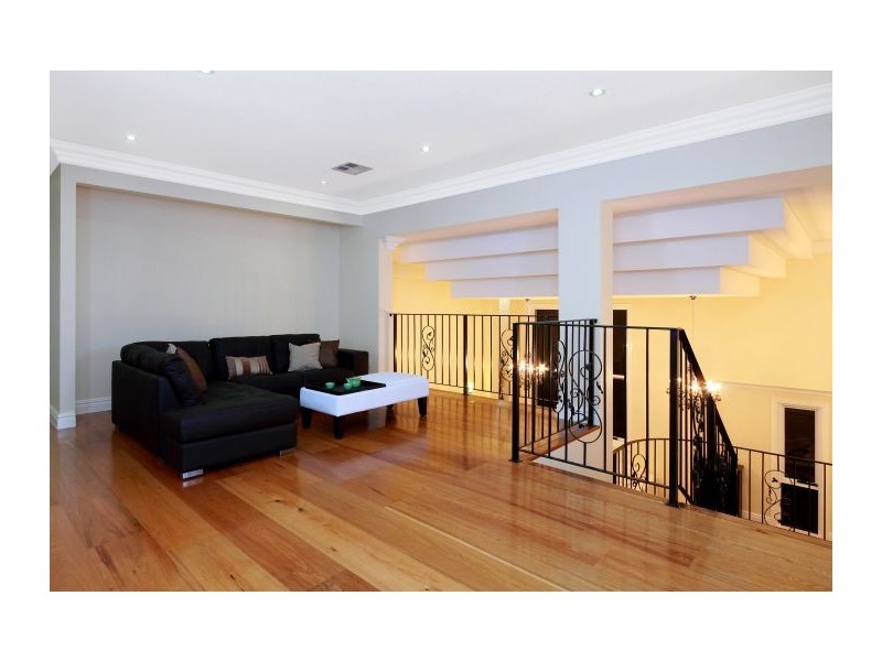13 Matthew Way, West Pennant Hills NSW 2125