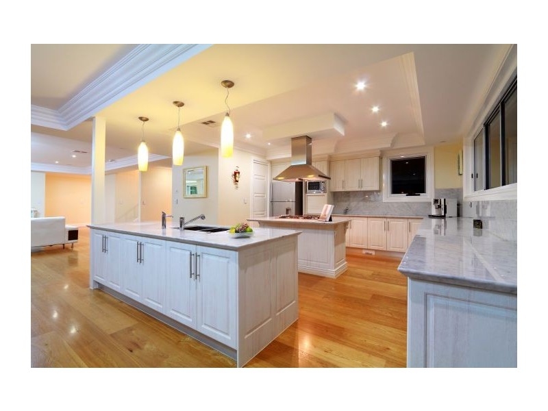 13 Matthew Way, West Pennant Hills NSW 2125