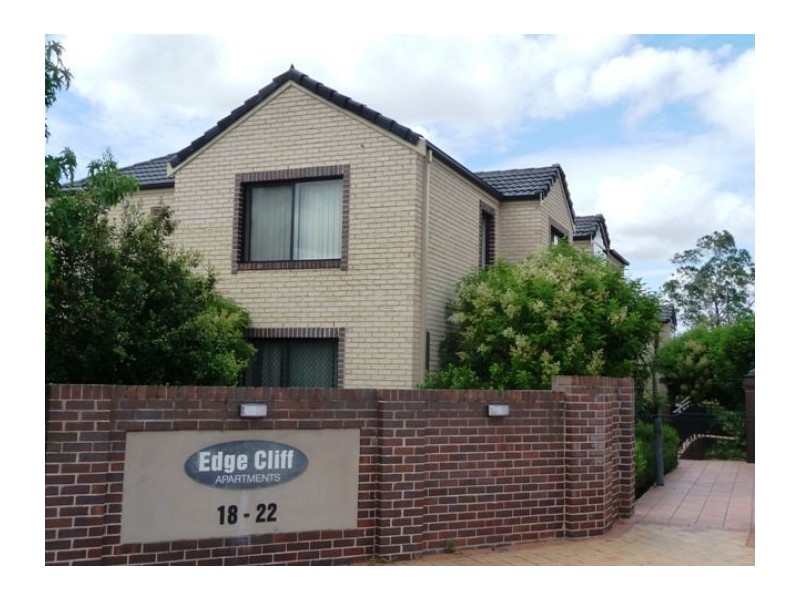 8/18-22 Campbell Street, Northmead NSW 2152