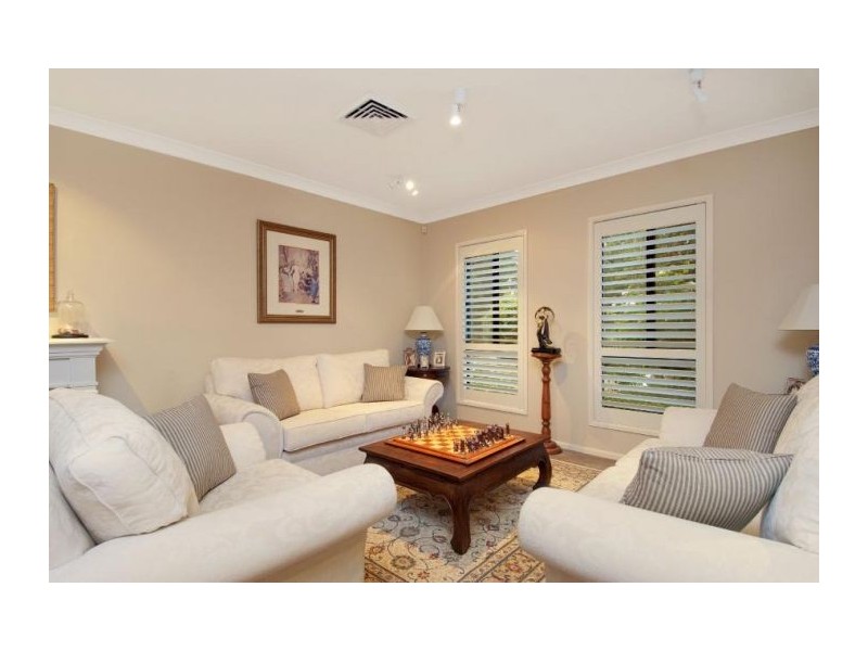 9 Minerva Crescent, Beaumont Hills NSW 2155