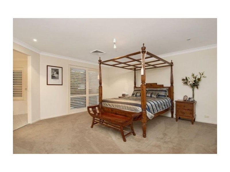 9 Minerva Crescent, Beaumont Hills NSW 2155