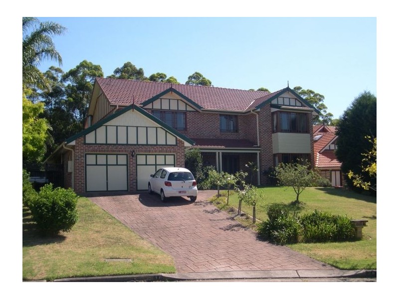 18 Harlech Crt, Castle Hill NSW 2154