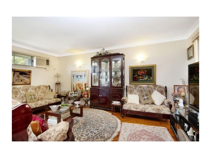 14 Bankshill Crescent, Carlingford NSW 2118