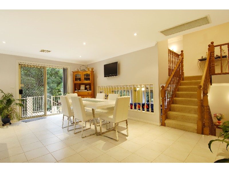 19 Pioneer Place, Castle Hill NSW 2154