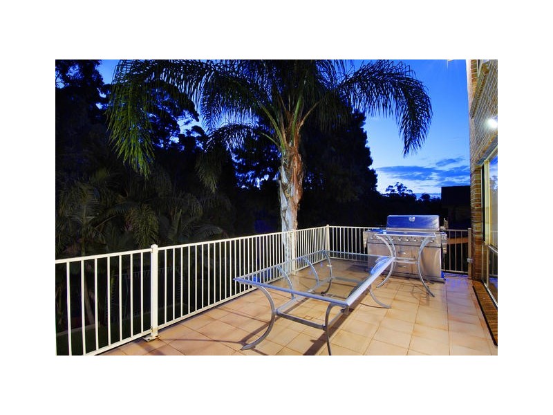 19 Pioneer Place, Castle Hill NSW 2154