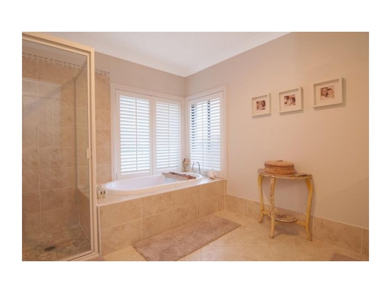 15 Rebellion Cct, Beaumont Hills NSW 2155