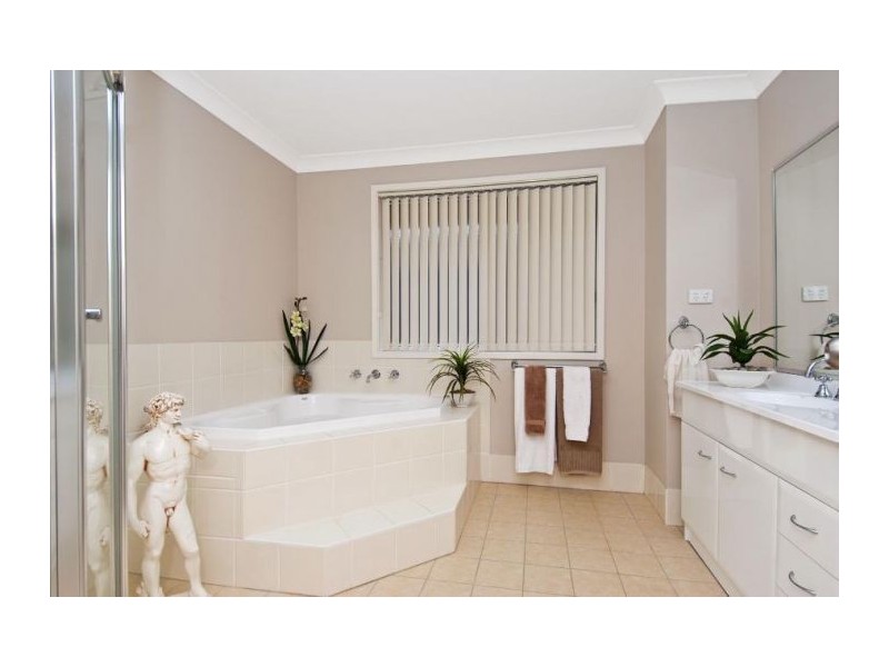 52 Benson Road, Beaumont Hills NSW 2155