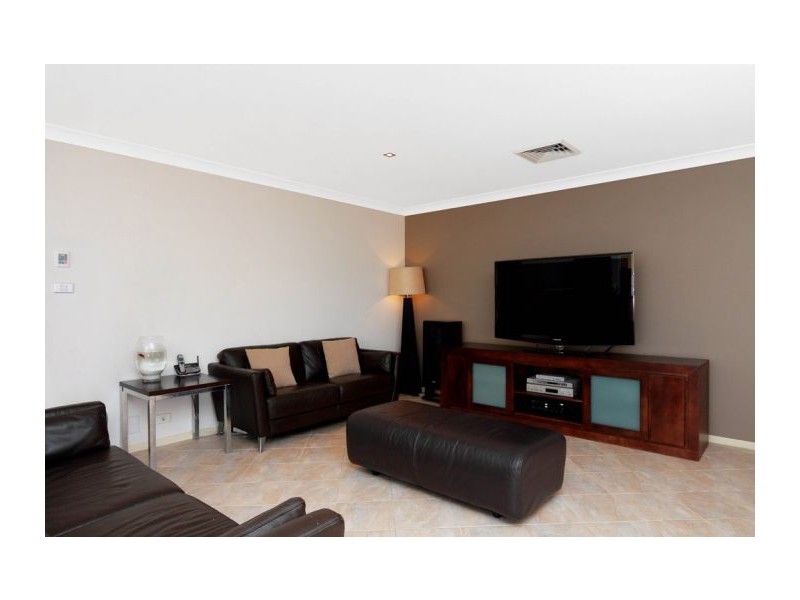 207 Perfection Avenue, Kellyville Ridge NSW 2155