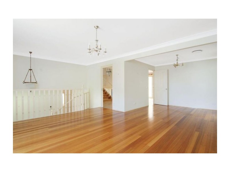 8 Hillsborough Court, Cherrybrook NSW 2126