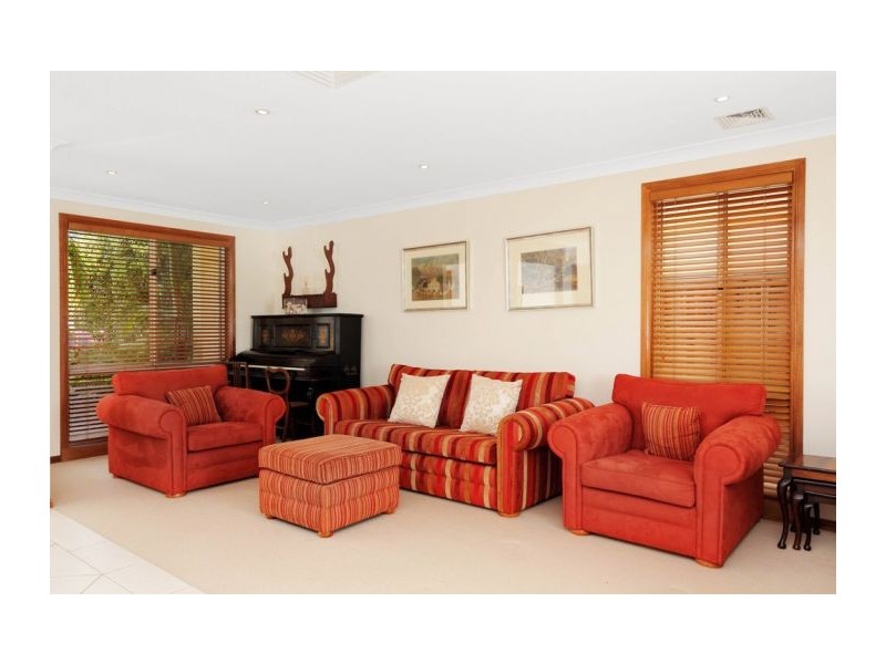 18 Ballymena Way, Kellyville NSW 2155