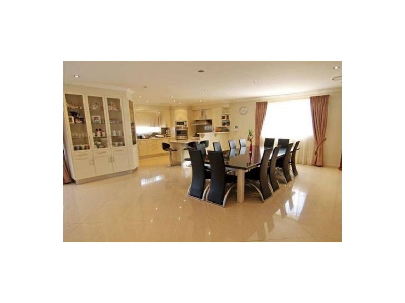 52 Powys Circuit, Castle Hill NSW 2154