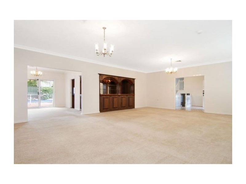 6 Barry Place, Cherrybrook NSW 2126