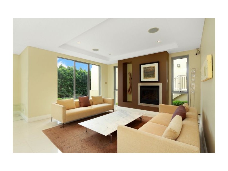 12 Blue Bell Circuit, Kellyville NSW 2155