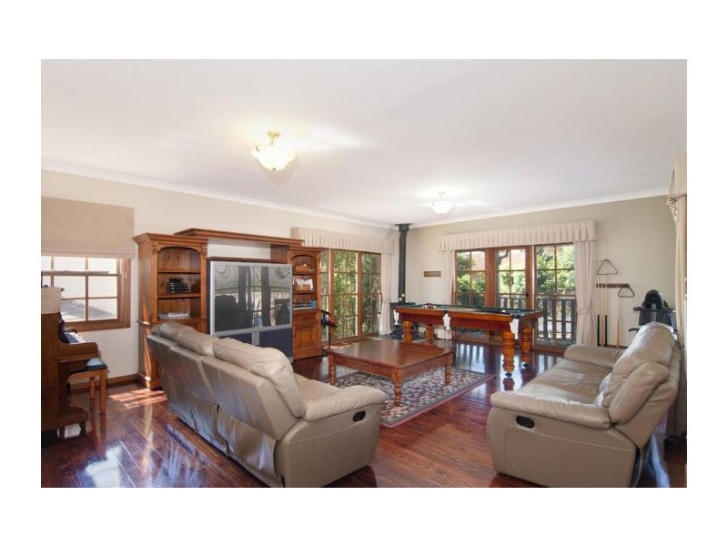 4 Woodcrest Pl, Cherrybrook NSW 2126