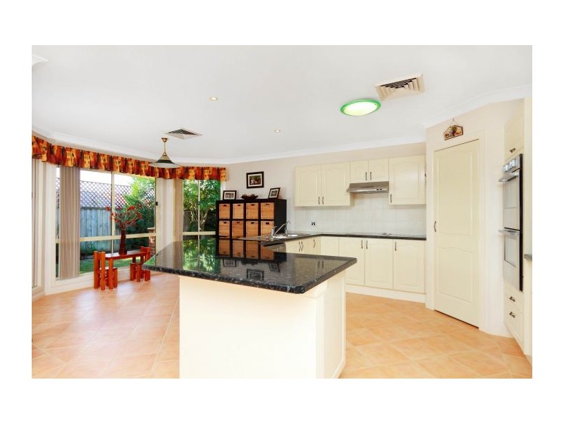 10 Linford Place, Beaumont Hills NSW 2155