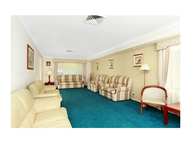 10 Linford Place, Beaumont Hills NSW 2155