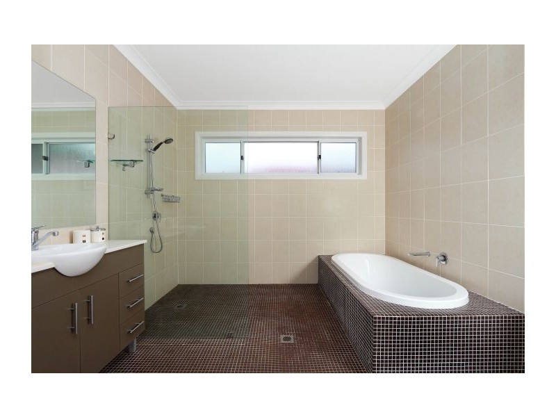 6 Marina Rd, Baulkham Hills NSW 2153