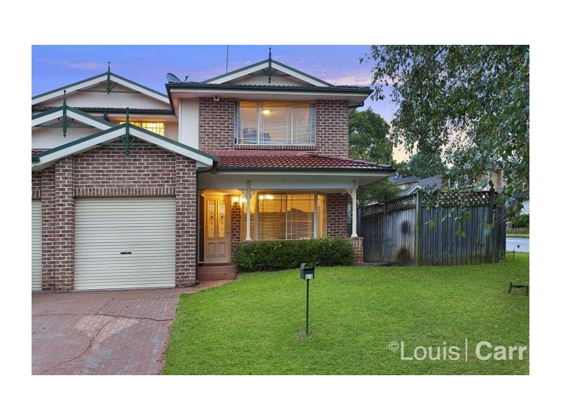 2/2 Hickory Place, Dural NSW 2158