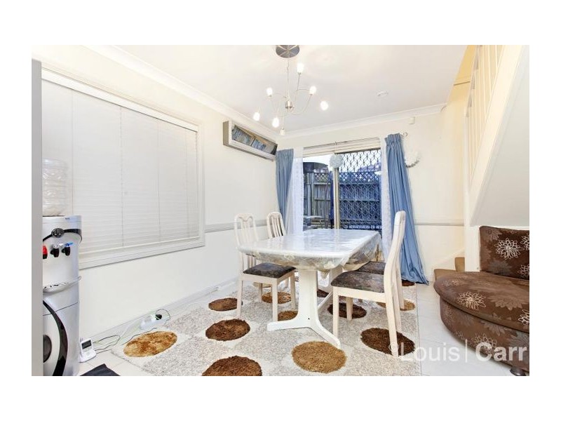 2/2 Hickory Place, Dural NSW 2158