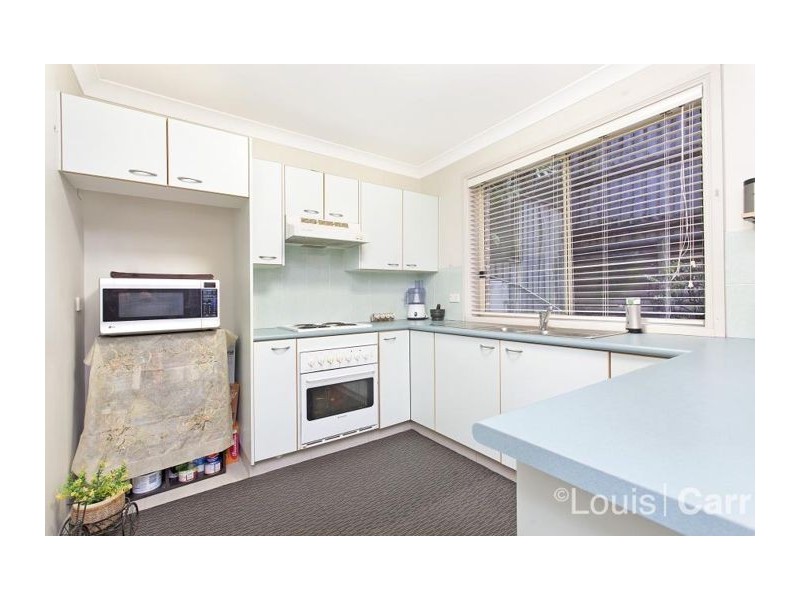 2/2 Hickory Place, Dural NSW 2158