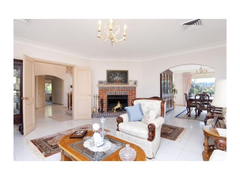 11 Lonsdale Place, West Pennant Hills NSW 2125