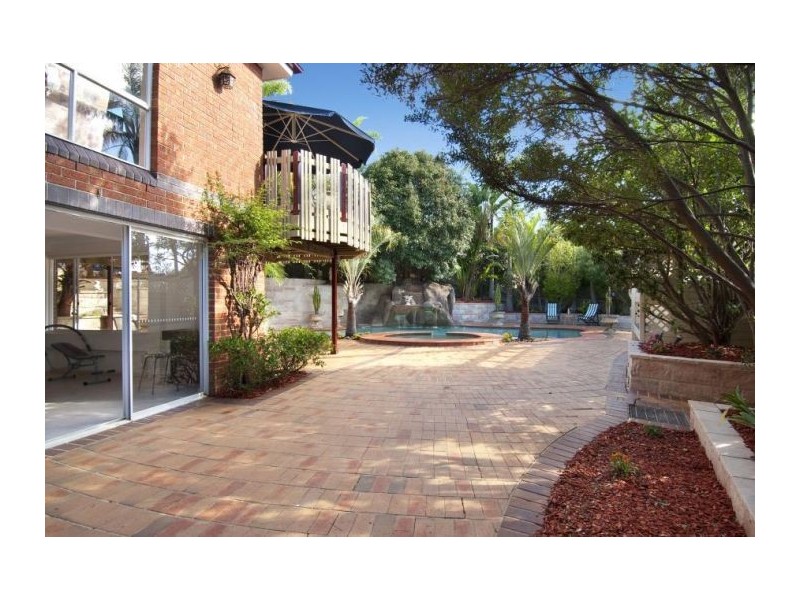 11 Lonsdale Place, West Pennant Hills NSW 2125