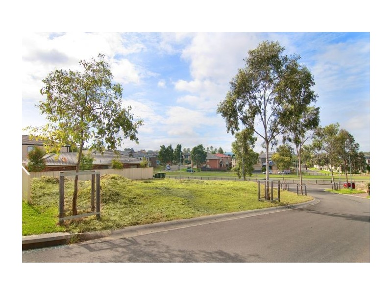 27 Softwood Avenue, Beaumont Hills NSW 2155